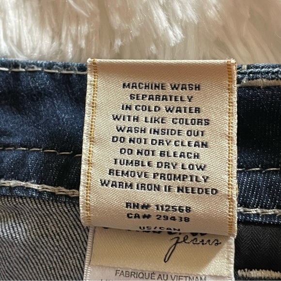 ✅HOST Pick✅ Miss Me Easy Crop Mid Rise Embellished Jeans, 29 - Picture 8 of 11